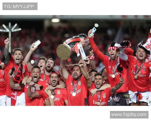 波尔图主场迎战比兰尼塞斯期待精彩对决与胜利的较量 波尔图主场迎战比兰尼塞斯期待精彩对决与胜利的较量